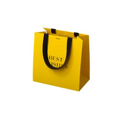 China Disposable Food Kraft Paper Bags With Handle , White Paper Bag With Printed for sale