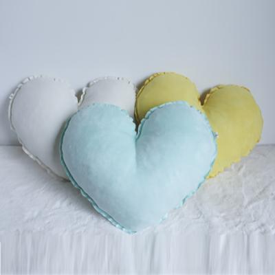 China News Design Anti-Apnea Love Heart Shape Sleeping Innovations Cuddly Comfort Pillow / Gorgeous Sofa Heart Shape Home Memory Foam Pillow for sale