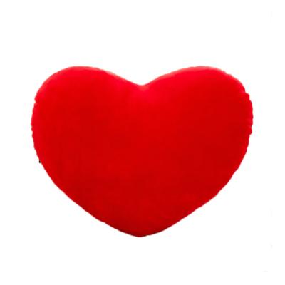 China Anti-Apnea Heart Shape Sleep Innovations Comfort Hug Gorgeous Sofa Heart Decor Tile Beautiful for sale