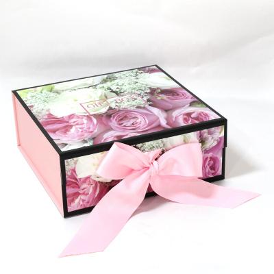 China Recycled Materials Logo Paper Gift Boxes Custom Magnetic Gift Box Packaging Magnetic Gift Boxes Wholesale for sale