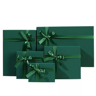 China Recyclable paper box gift box packaging box/custom luxury velvet jewelry box /kraft paper paper box for sale