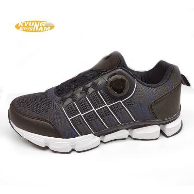 China Fashion Trend OEM Designer High Quality Man Sports Walking Shoes Lightweight Breathable Sneaker for sale