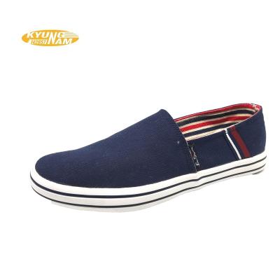 China 2022 Fashion Trend New Design Men's Canvas Casual Shoes Boy's Slip On Comfortable Casual Shoes for sale