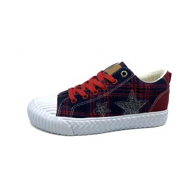 China Custom Fashion Trend Woman Canvas Shoes Sneaker Plaid Print Star Profile Rubber Canvas Shoes For Sale for sale