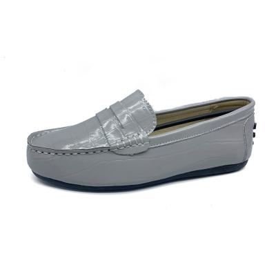 China Fashion Trend China Manufacturer Custom Branded Logo PU Flat Women Flat Shoes Elegant Slip On Gray Flat Shoes for sale