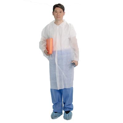 China Anti-Static Disposable Lab Coat With Zipper White Lab Coat Medical Lab Coat With 3 Pockets for sale