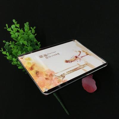 China Morden custom size photo frame clear acrylic picture frame for home decoration for sale