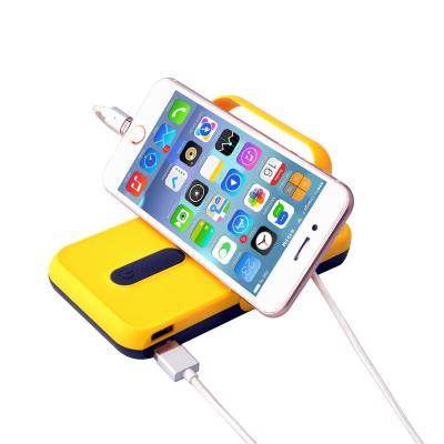 China 2022 factory price outdoor activities 2 in 1 dual usb phone charger waterproof portable solar power bank 10000mah battery for sale