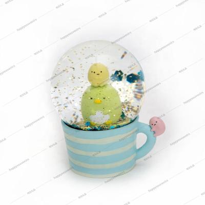 China All Personalized Life Size Snow Ball Glass Globe Snow Promotion Gift Mug Key Chain for sale