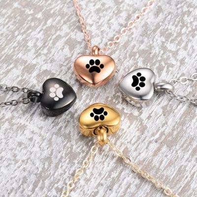 China Heart Shaped Ornaments CLASSIC Pet Claw Necklace Free Writing Memorial Necklace Ashes For Pet Ashes for sale