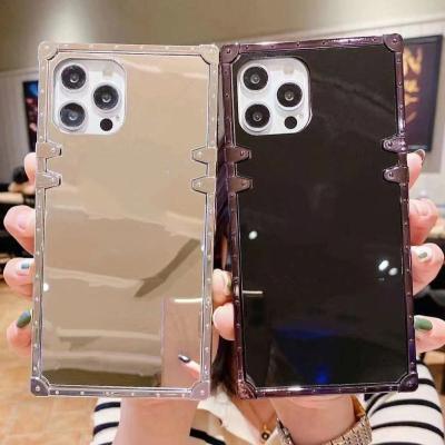 China Big Brand Fashion Shockproof Phones Cases For iphone 12 Luxury Gold Phone Case Luxury Electroplating Phone Case for sale