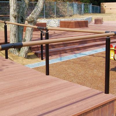 China Extruded WPC Decking Floor Anti Slip WPC Decking Tiles Waterproof Flooring for sale