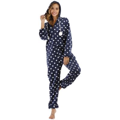 China 2020 winter new QUICK DRY nightgowns for ladies long sleeve onesie family christmas hooded print cheap funny adult pajamas for sale