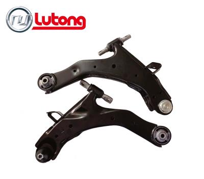 China Silver Steel Factory Chassis Parts Suspension Lower Control Arm OEM 54500-2D000 54501-2D000 Silver Steel Auto Arm For Hyundai for sale