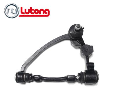 China Front Auto Chassis Right Suspension Upper Control Arm Silver Steel Parts Arm For HIACE 48067-29135 48066-29135 for sale