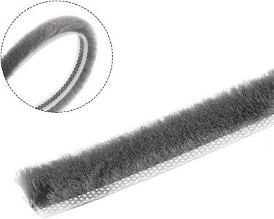 China Antiinsekten-Bürste Gray Wool Pile Weatherstripping 7*11mm 7*9mm 6*9mm zu verkaufen