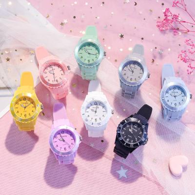 China Complete Calendar Ulzzang Ladies Watch Simple Ladies Quartz Watch Sports Silicone Children's Gift for sale