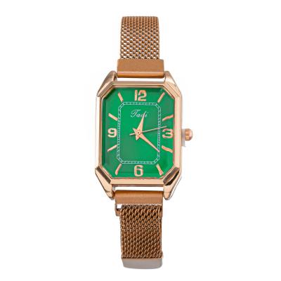 China New Rectangle Water Resistant Magnet Watch Women's Lazy Student Quartz Watch Milan Band Watch for sale