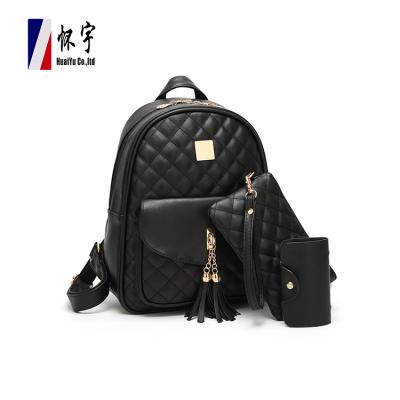 China Fashion Waterproof Vintage Backpack Black Leather Travel Bag New Korean Models School Bag With Tassels Decorate for sale