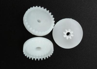 Cina compatto di plastica bianco degli ingranaggi di corona della ruota di 20mm con 28 denti diritti di Z in vendita