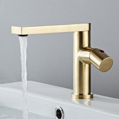 China Modern Single Handle Gold Bathroom Basin Vanity Sink Faucet Mixer Deck Mounted Hot And Cold Water Sink Faucet for sale