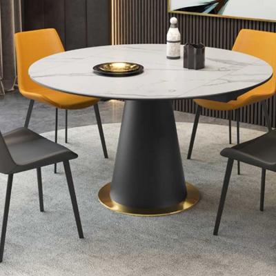 Chine Table de salle à manger à base métallique durable 150*75CM à vendre