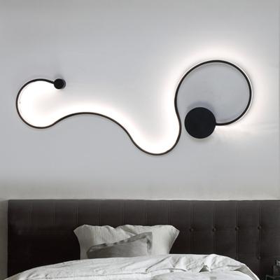 China 2022 Modern New Modern Minimalist Curved Line Decorative Wall Bedroom Outdoor Mounted Led Light Indoor Lamps For Home Hotel for sale