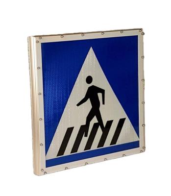 China Pedestrian Zones Internally Illuminated LED Crosswalk Signs for sale