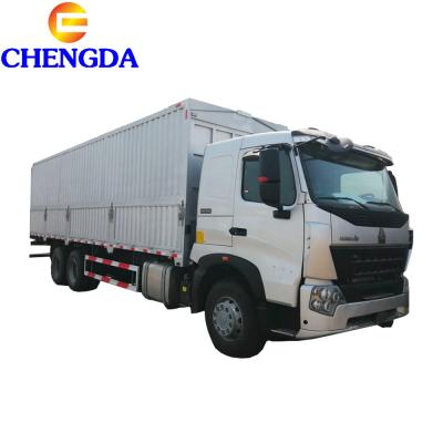 China SINOTRUK HOWO 6x4 Open Wing Van Cargo Truck 9800x2496x3630mm for sale