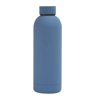 China 500 ml Edelstahl Getränke Flaschen Metall Isolierte Makaron Farbe Gummi Malerei für Outdoor-Abenteuer zu verkaufen