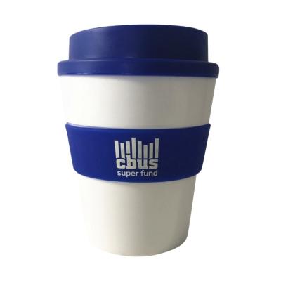 China Reusable Plastic Coffee Keep Cups Custom Made Silicone Band BPA Free Promotional Printed for sale