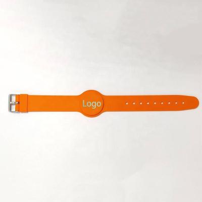 China Waterproof / Weatherproof Waterproof silicone wristband F08 1k/4 bytes recycle use adjustable nfc rfid band for sale