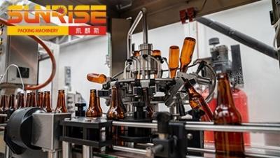 Cina Macchina di rifornimento della birra della bottiglia di vetro in vendita