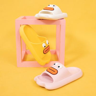 China Damping 2022 Thick-lip funny Duck Slippers spring news summer unisex slippers for sale