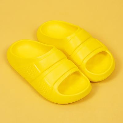 China New Macaron summer children's pure color simple lace massage adjustable home outdoor baby slippers for sale