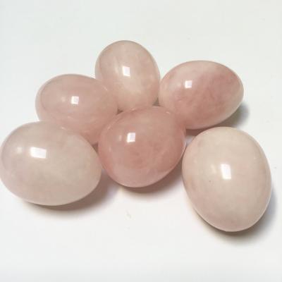 China Natural Polished Rose Quartz Crystal Yoni Egg China Healing Craft Crystal Stone Pocket Gemstone Eggs for sale