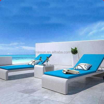 China UV Resistance Sun Beds Beach Couch Elegant Lounge Aluminum Sun Couch for sale