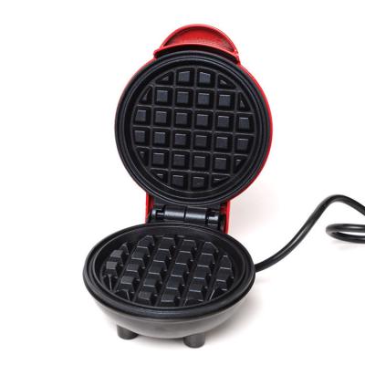 China Mini Waffle Maker Electric Double Nonstick Red Outdoor Cooking Nonstick Mini Waffle Maker Dish for sale