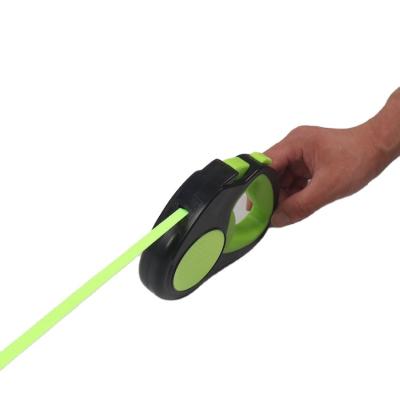 China Padded Pet Accessories Product High Quality Easy To Identify Fluorescent Green Automatic Telescopic Dog Leash for sale