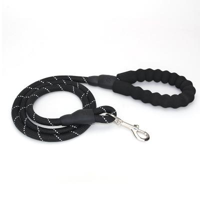 China Hot Selling Viable Increasing Durable Dog Lead Rope Pet Outdoor Sports Reflective Dog Leash for sale