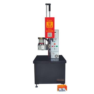 China Metal Parts Steel Junction By Screw Bolt-Nut Clever S618 High Efficiency Self-folding Pneumatic Riveting Machine for sale