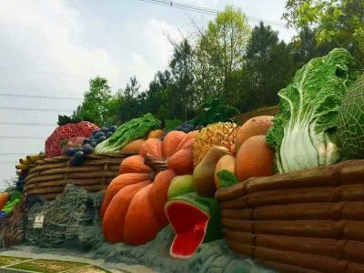 China Nette Obst und Gemüse Topiary-Skulptur, Garten-Skulptur im Freien bunt zu verkaufen