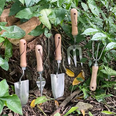 China Garden Shovel Professional mini florabest garden stainless steel fork shovel garden hand tools with wooden handle for sale