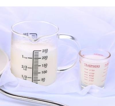 China Viable 300ml Glass Measuring Cup Milk Heat Resistant Glass Measuring Cup for sale