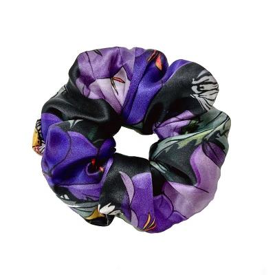 China 2022 popular new style custom brand printed scrunchie large size 19mm 100% mulberry silk elastic hair scrunchie for sale