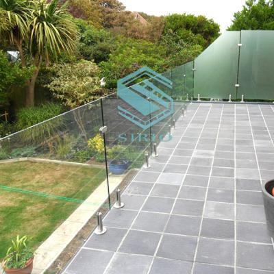 China Modern Glass Railing With Stainless Steel Spigots Design For Outdoor for sale