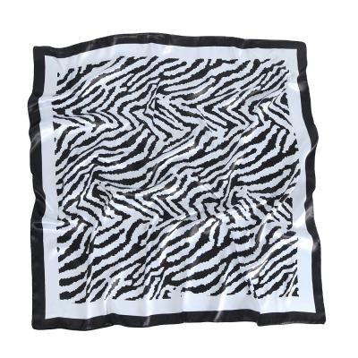 China 2021 square leopard grain black and white wholesale imitated silk women's shawl for sale