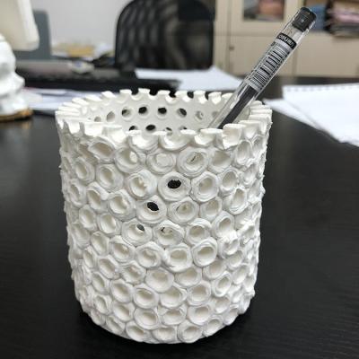 China Handmade Ceramic Mesh Multifunction Office Holder Desk Table Storage Container Luxury Modern Pen Container for Home Decoration for sale