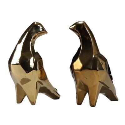 China Nordic modern ceramic electroplating home craft decoration home crafts gold pigeon decoration home craft gifts for sale