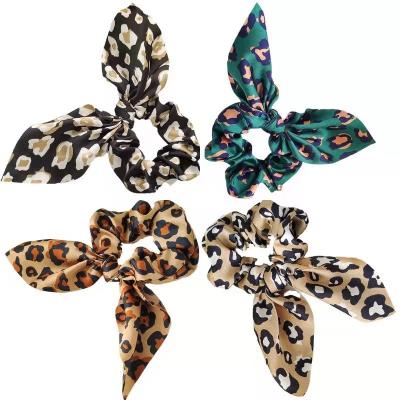 China Sweet Europe and the United States Leopard Print Large Intestine Circle Border Square Women Headwear Scrunchies New for sale